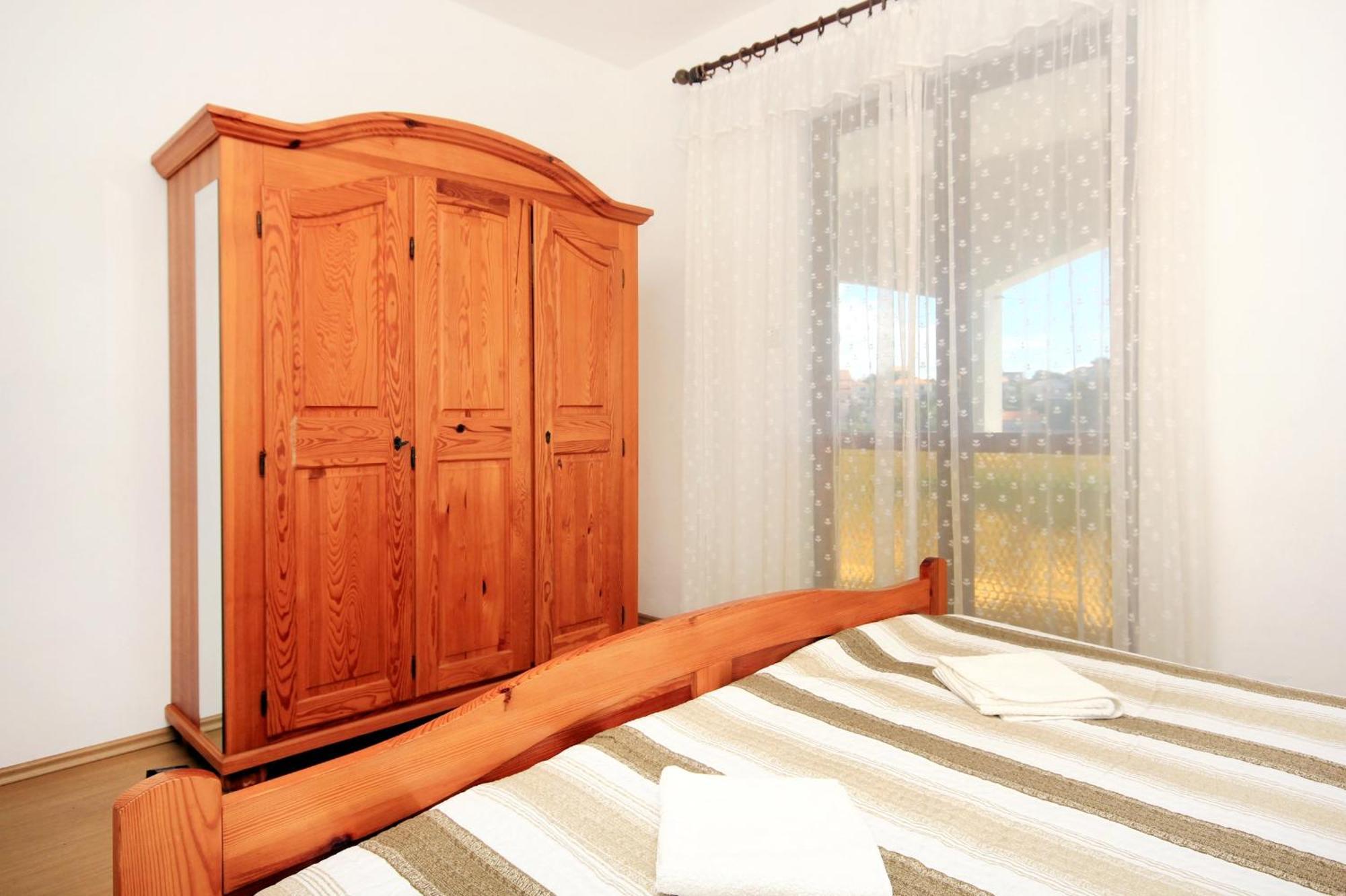 Apartments By The Sea Zavalatica, Korcula - 546 Room photo
